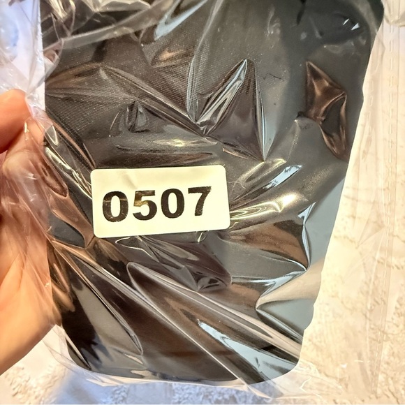 Nike Charcoal Performance Leggings - Picture 6 of 7